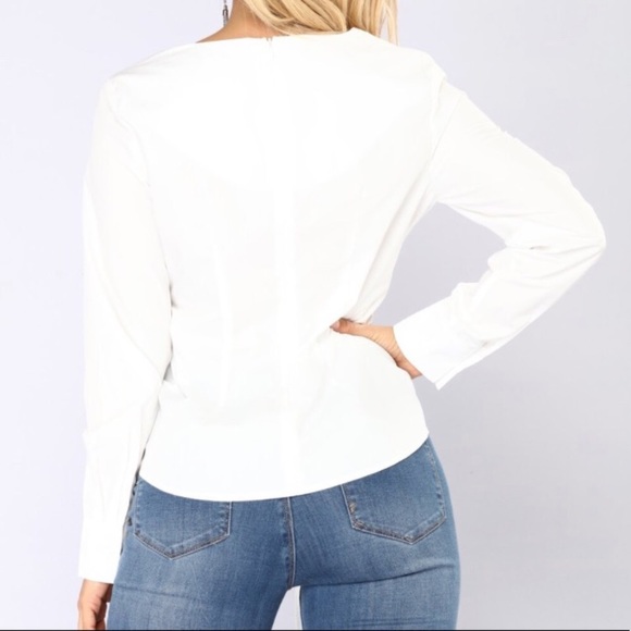 🆕 White Button Front Shirt with Lace Up Detail - Picture 4 of 6